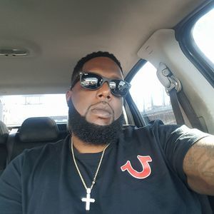 Meet your Posher, Thomas